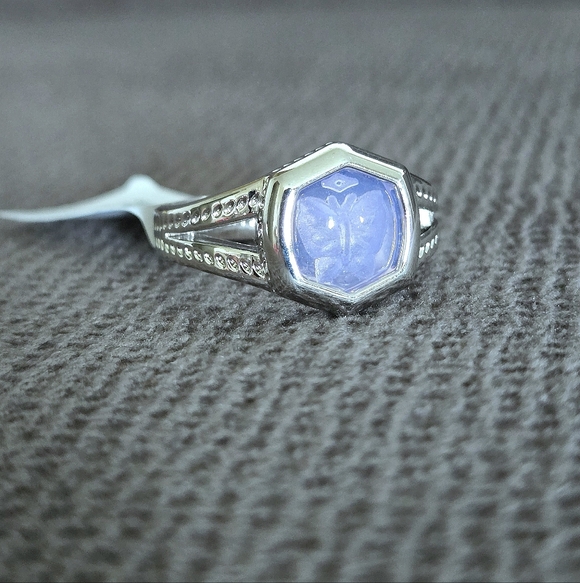 Kendra Scott Lavender💜 "Davie" Intaglio Butterly🦋 Ring💍 - NWT - Picture 4 of 16